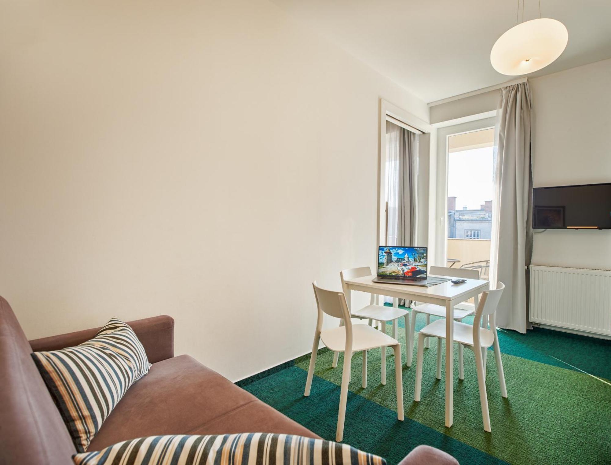 Skylux Apartments By Irundo Загреб Екстериор снимка