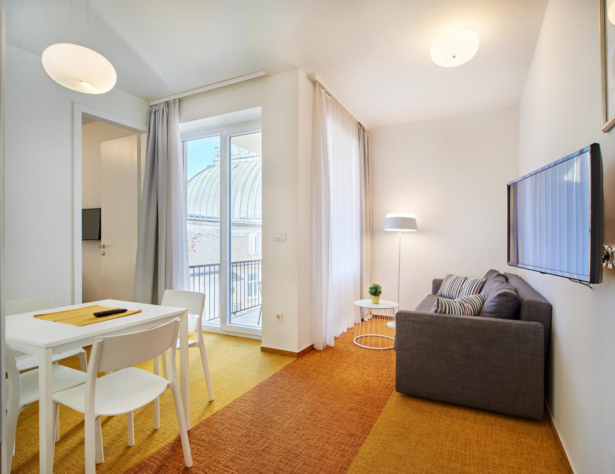 Skylux Apartments By Irundo Загреб Екстериор снимка